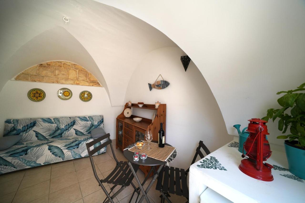 Casa Tea - Nel Cuore Della Citta' Bianca Ostuni Εξωτερικό φωτογραφία